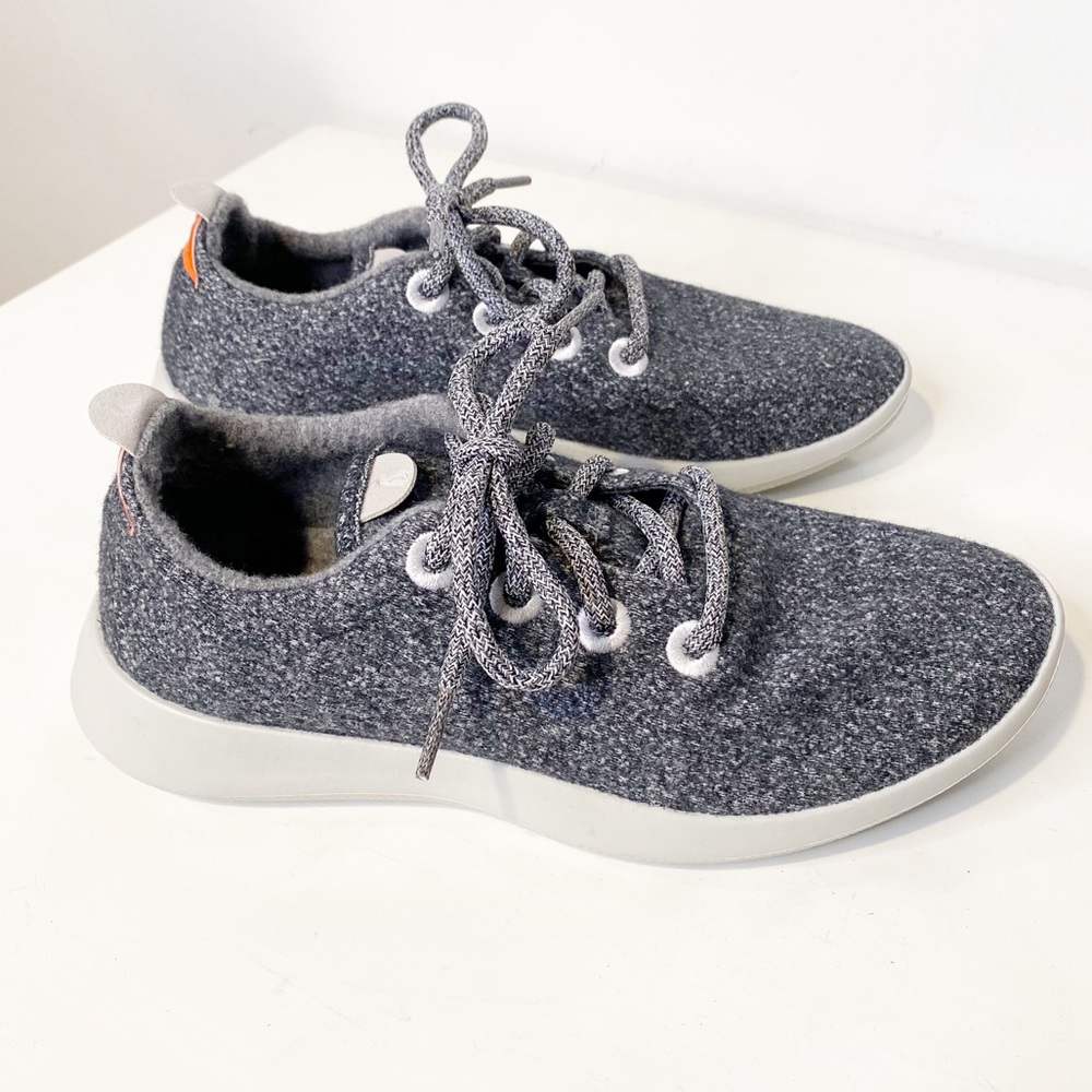 Allbirds | Women's Wool Runner in Natural Grey Sz. 7 - Picture 2 of 7